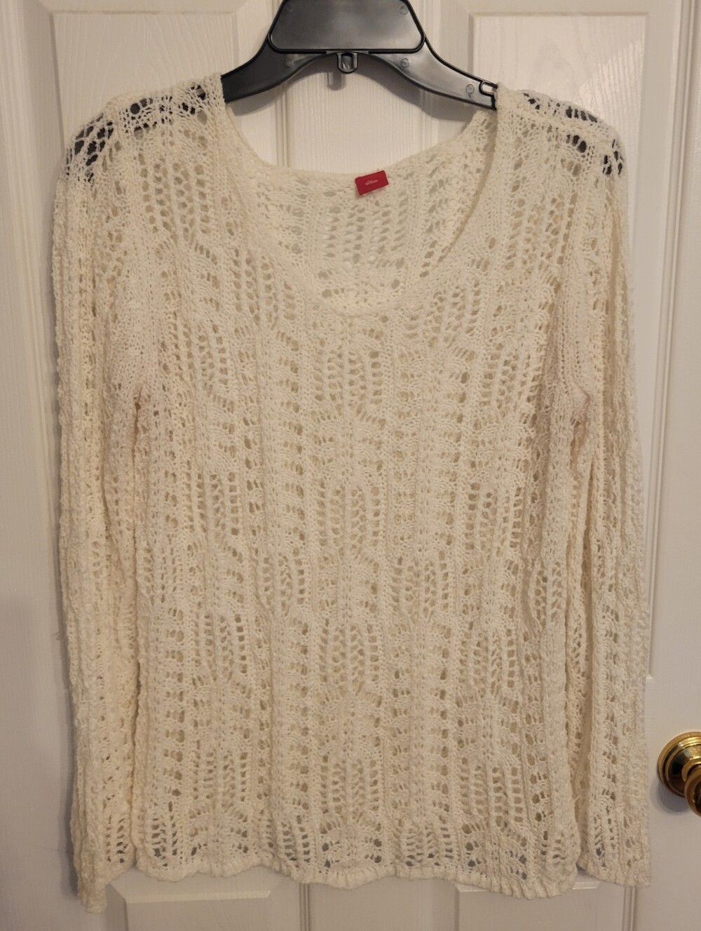 s.Oliver Cream Open Weave Knit Top with Red Logo Tag